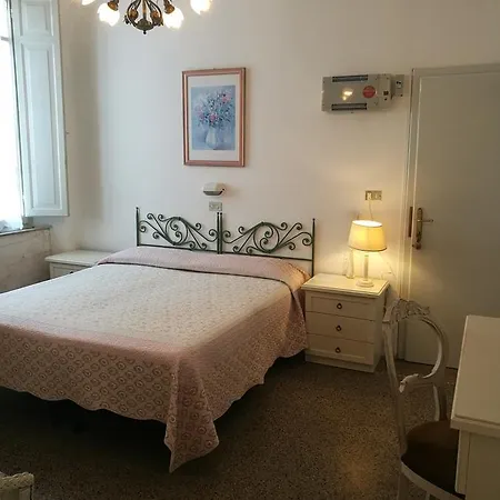 La Fonte Hotell Marina di Pietrasanta
